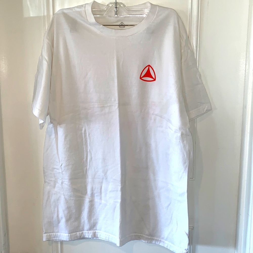 Active white T shirt